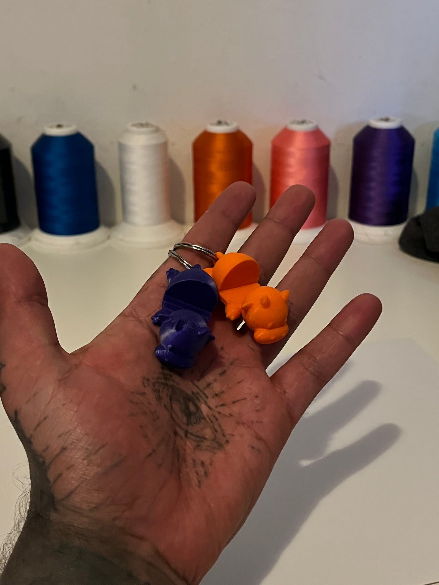 Telefontartós Boci kulcstartó